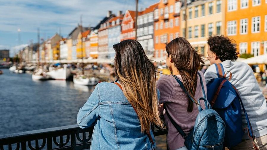 Copenhagen Private Walking Tour: Highlights, Secrets and Pastry
