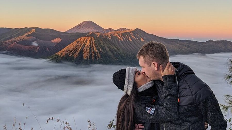 Surabaya Private 3-Day Mount Bromo and Ijen Tour