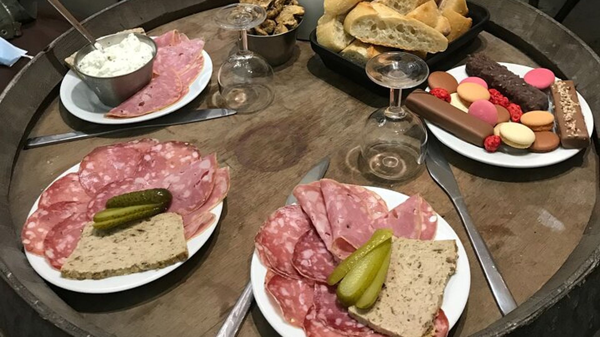 Visite à pied de dégustation de nourriture de la vieille ville de Lyon avec déjeuner