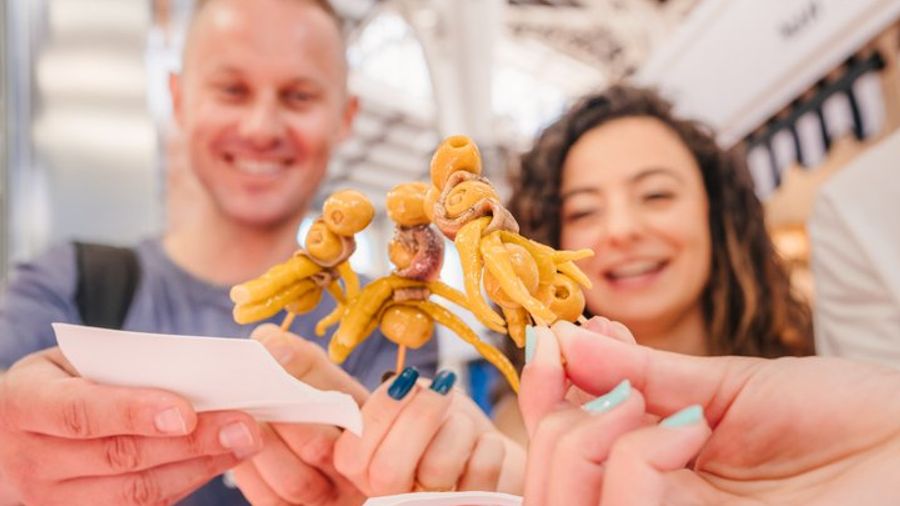 Valencia Food Tour: Tapas, Drinks and Delights with a Local