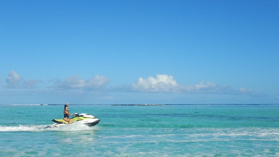 Three-Hour Solo or Tandem Jet Skiing Tour, Moorea