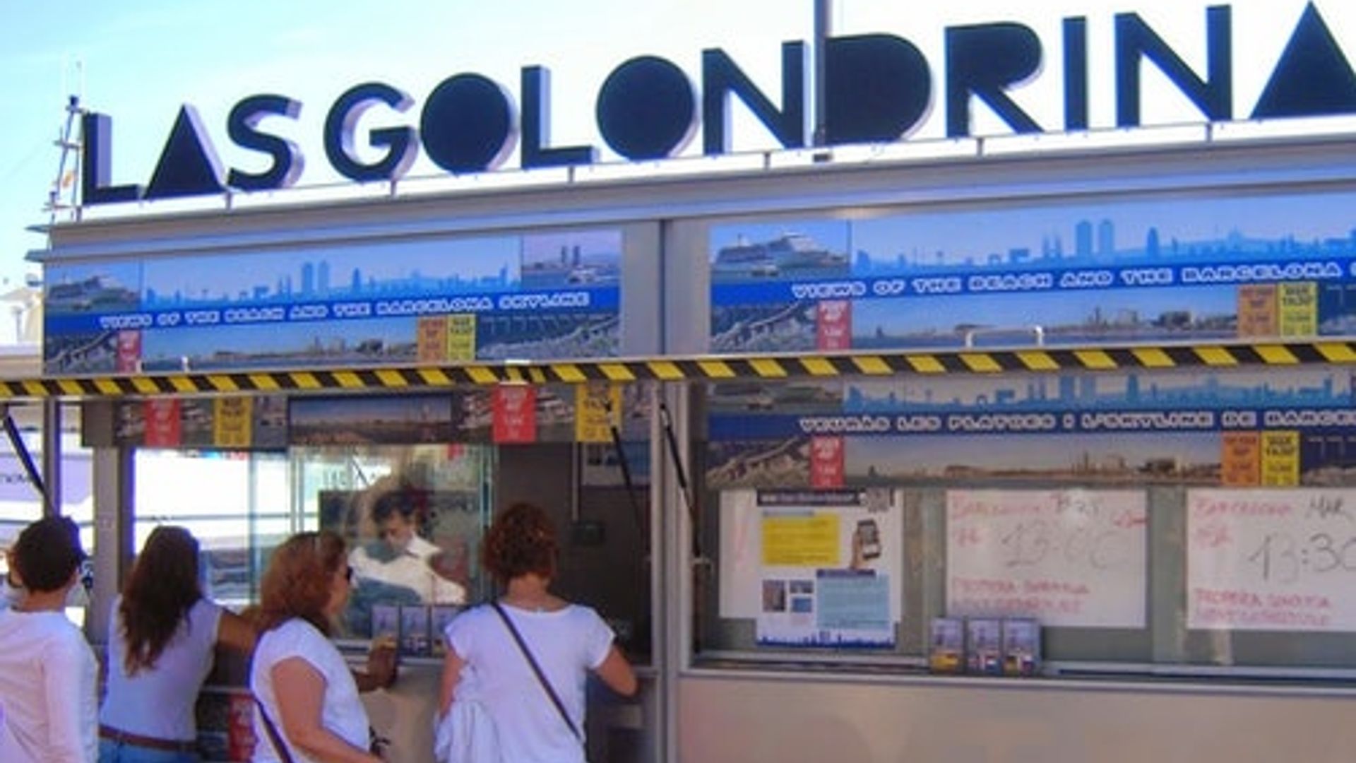 Barcelona: Las Golondrinas 40-Minute Boat Cruise