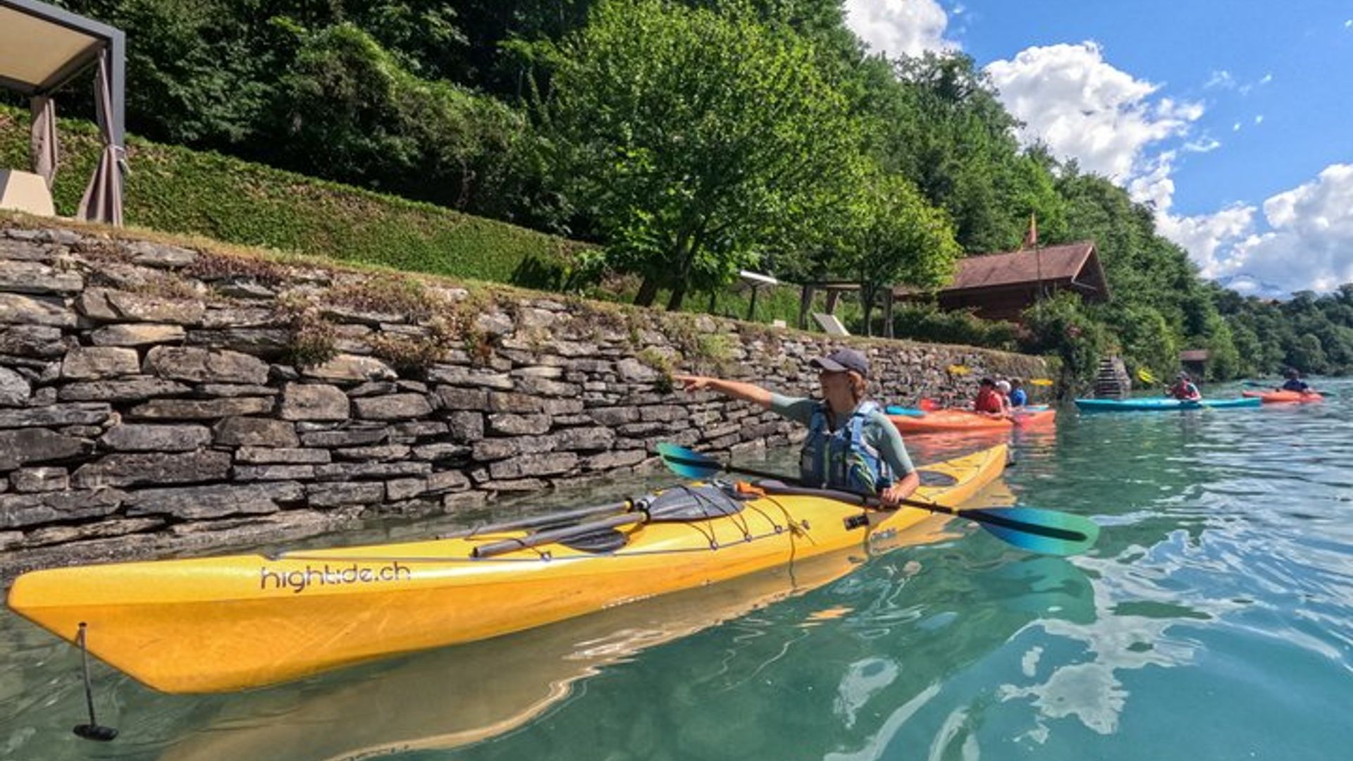 Excursión en kayak por el lago turquesa de Brienz