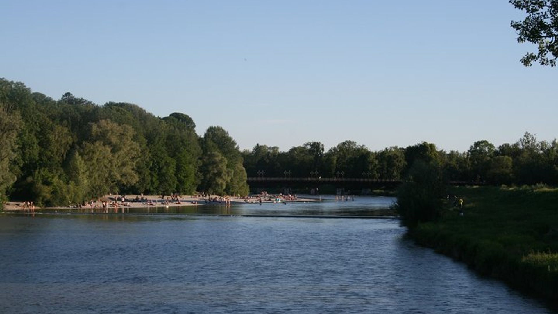Munich Walking Tour: City Center with English Garden and More