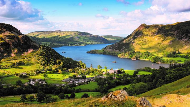 Windermere, Lancaster and the Lake District small group day tour from Manchester