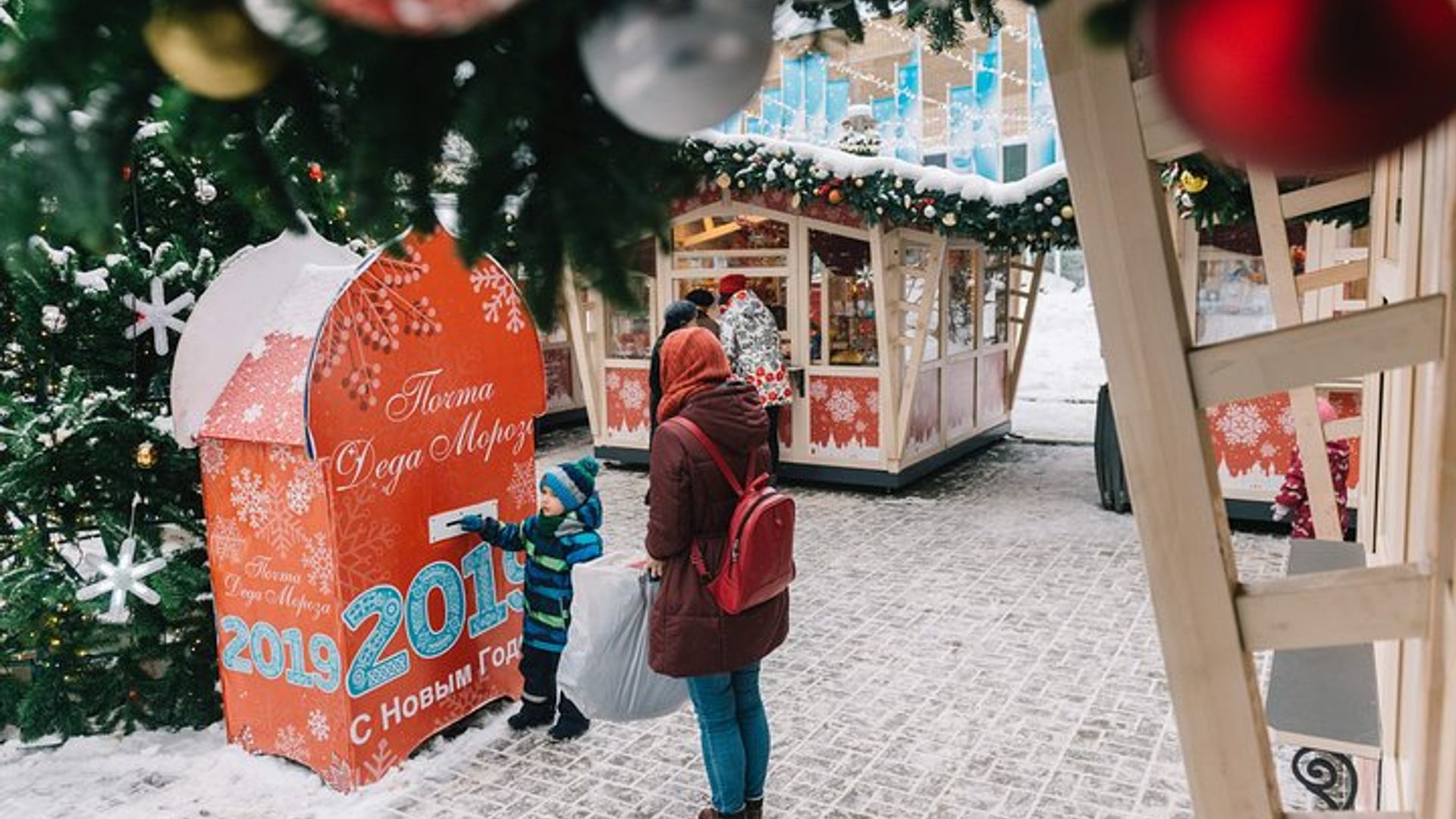 Torun Christmas Markets and Lights Tour