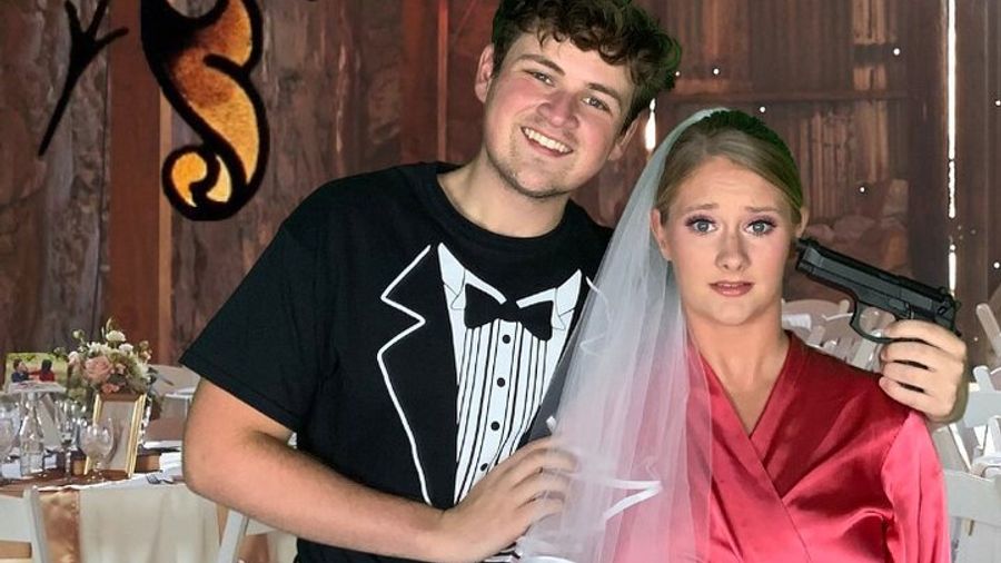 Pigeon Forge Marriage Can Be Murder Dinner Show