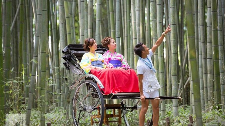 Kyoto Rickshaw Tour with Bamboo Forest