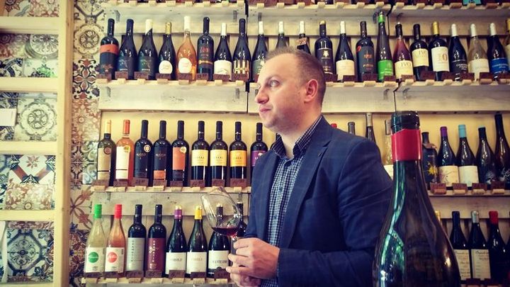 Sofia Tutored Bulgarian Wine Tasting with Bread and Cheese