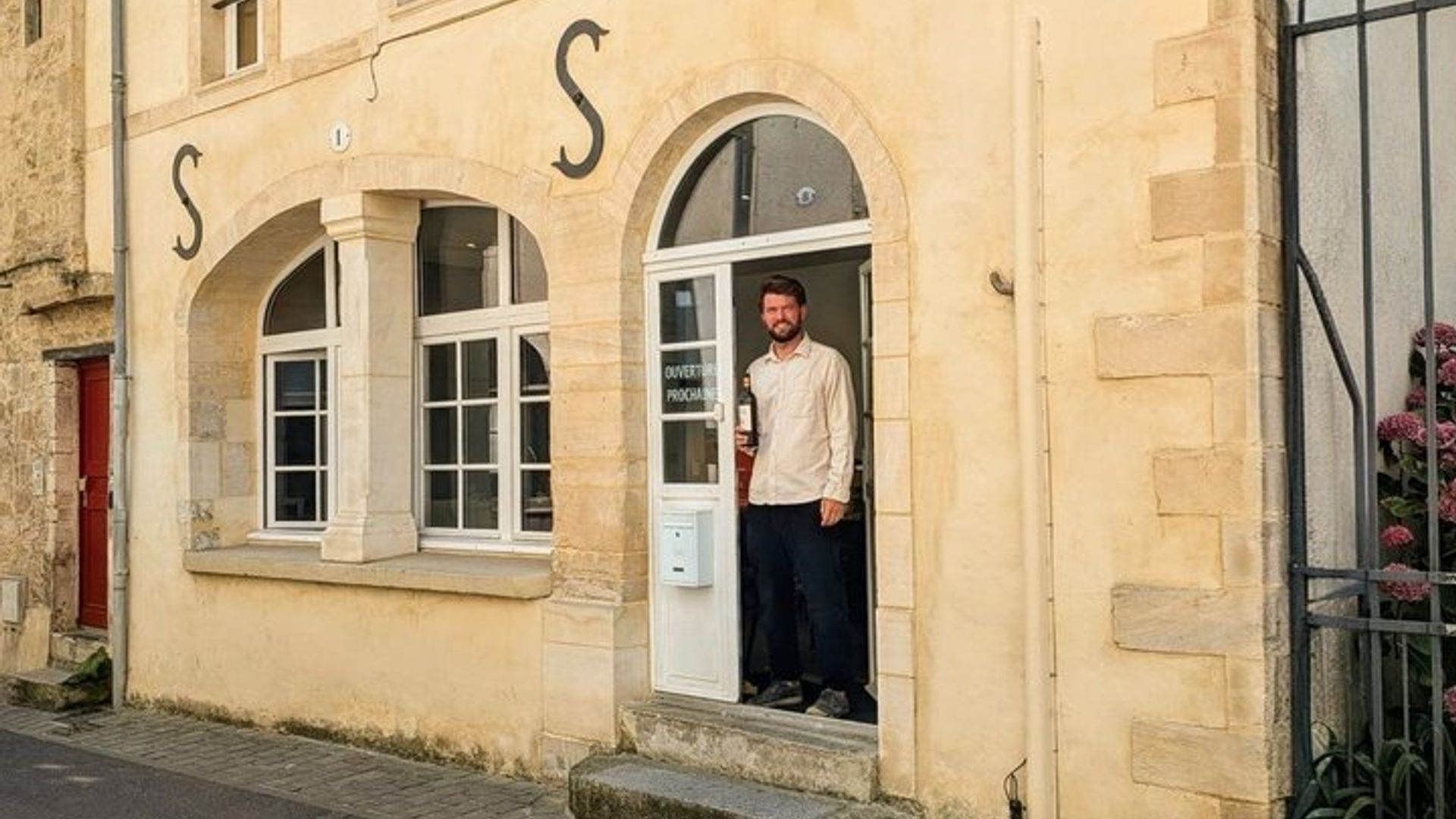 Expérience de dégustation de vin Français Bayeux en petit groupe