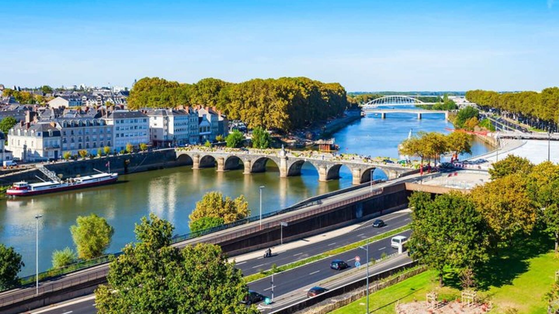 Hello Angers : Private 2-stündige Intro-Stadtwanderung mit Ortskundiger Reiseleiter