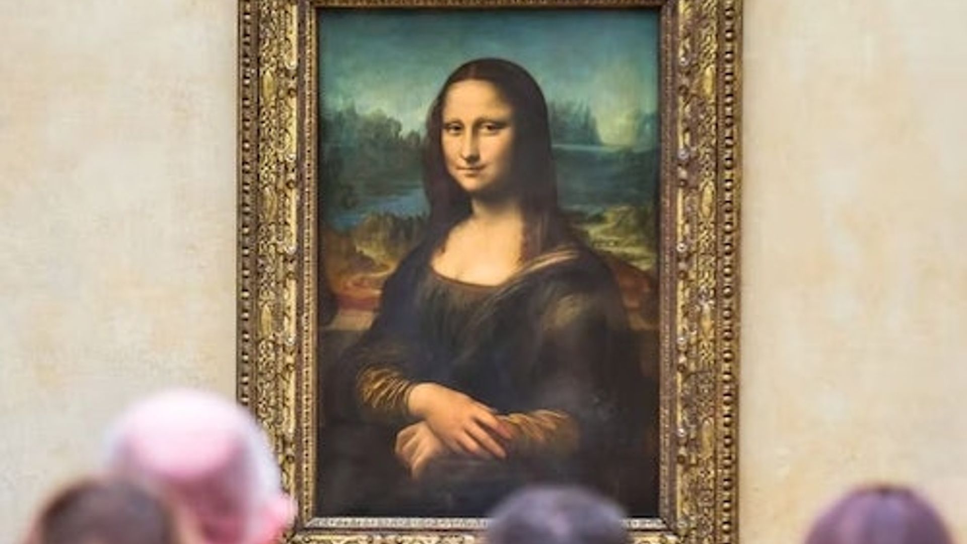 Louvre Museum: Reserved Entry + Masterpieces Guided Tour