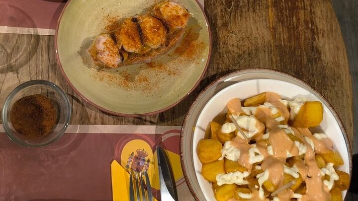 Valencia Food Tour: Tapas, Drinks and Delights with a Local