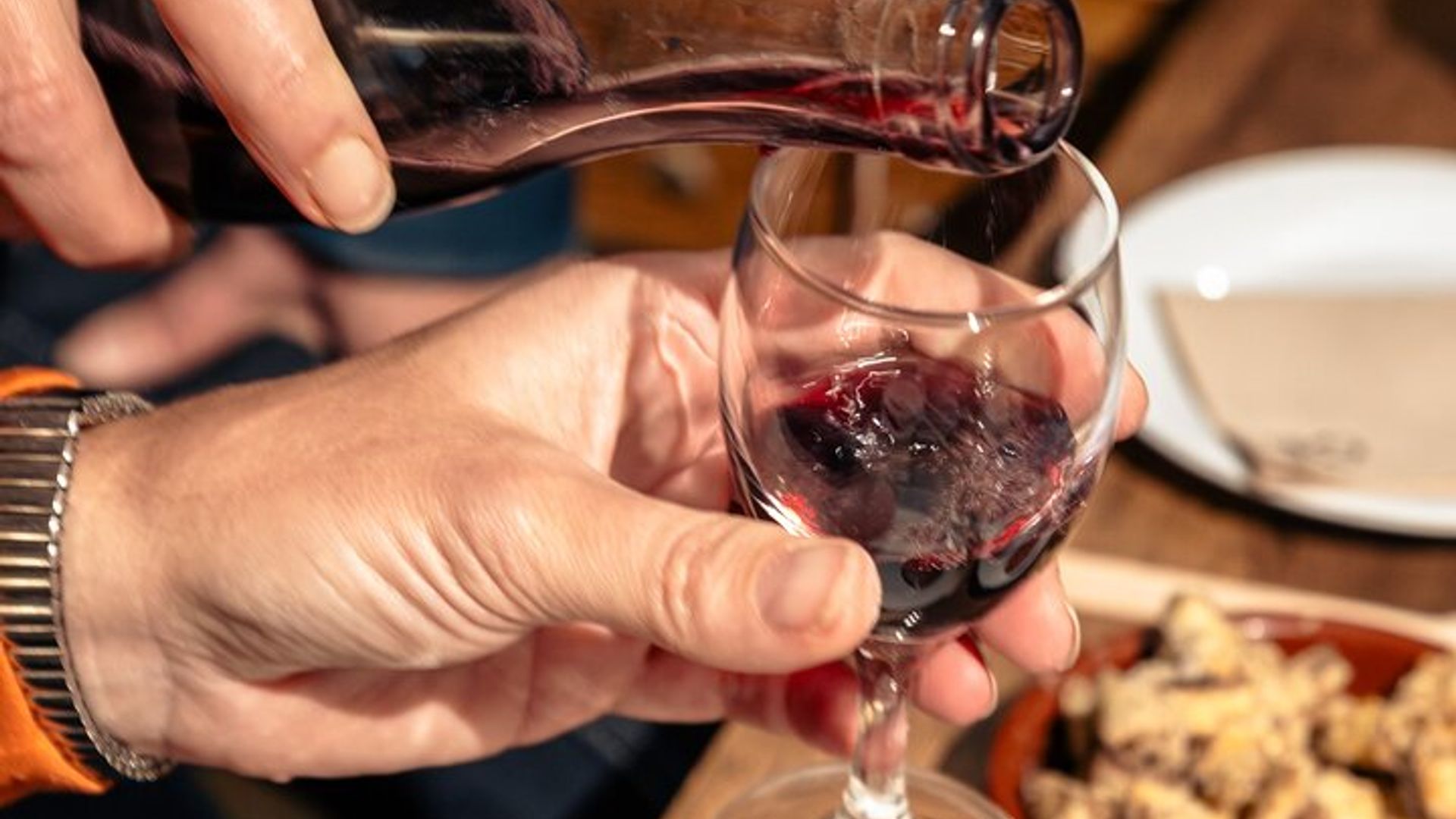 Lyon Old Town Food Tasting Walking Tour With Lunch