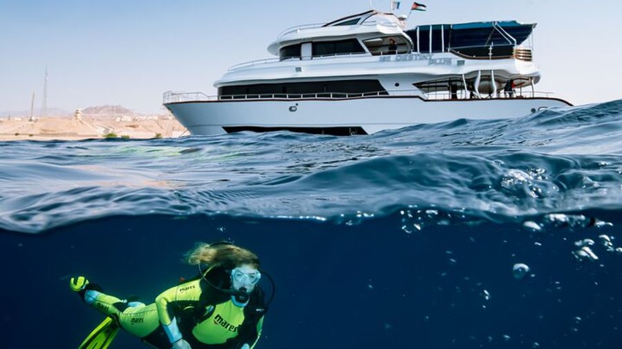 Diving, Snorkeling & Leisure Cruises by Boat