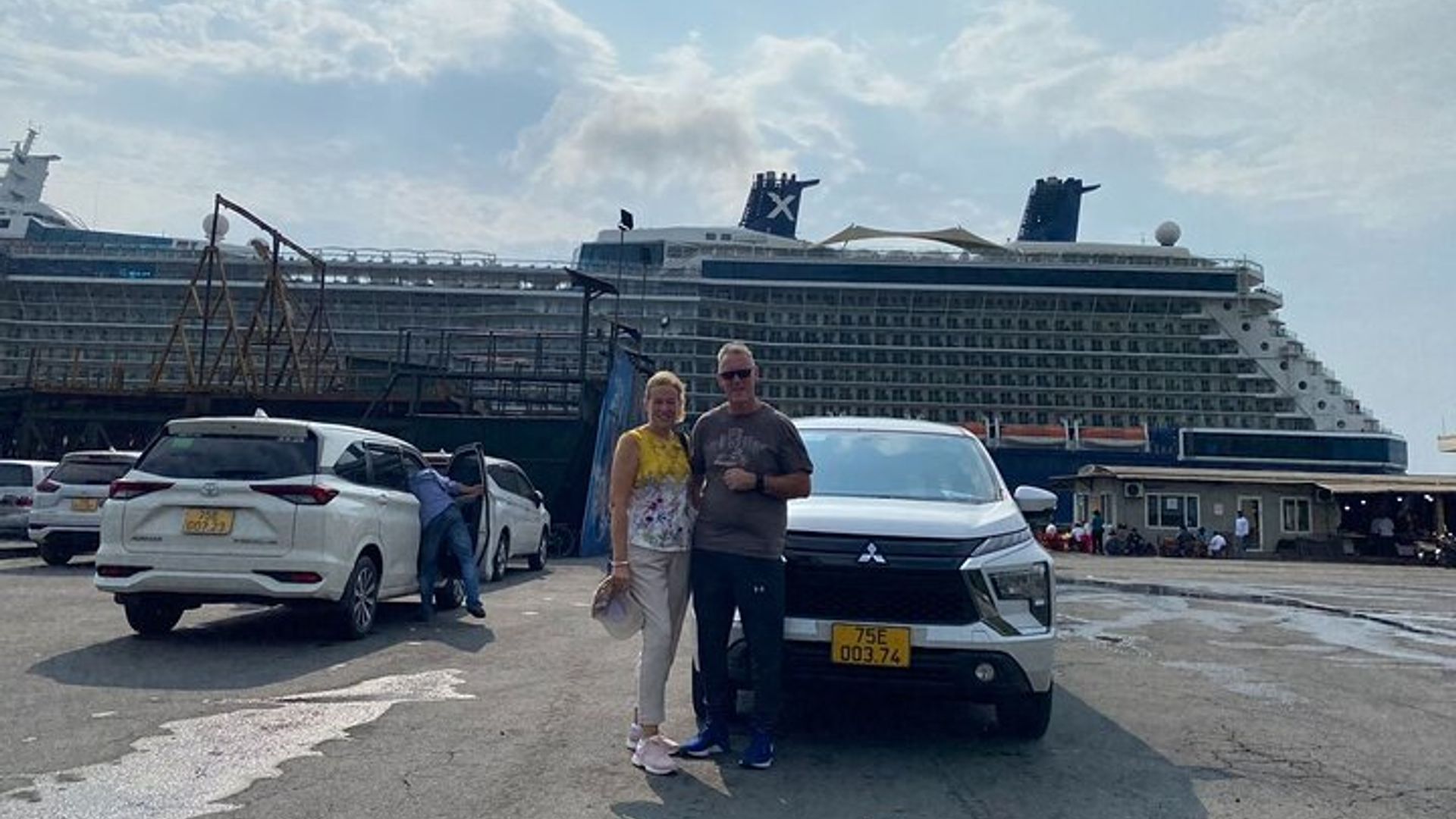 Chan May Port to Golden Bridge or Hoi An by Private Car