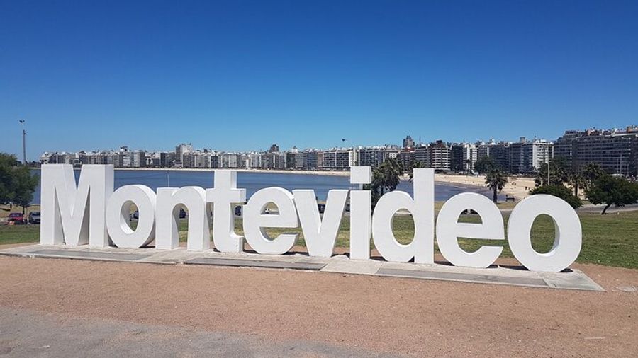 Montevideo Small-Group Tour with Ferry from Buenos Aires