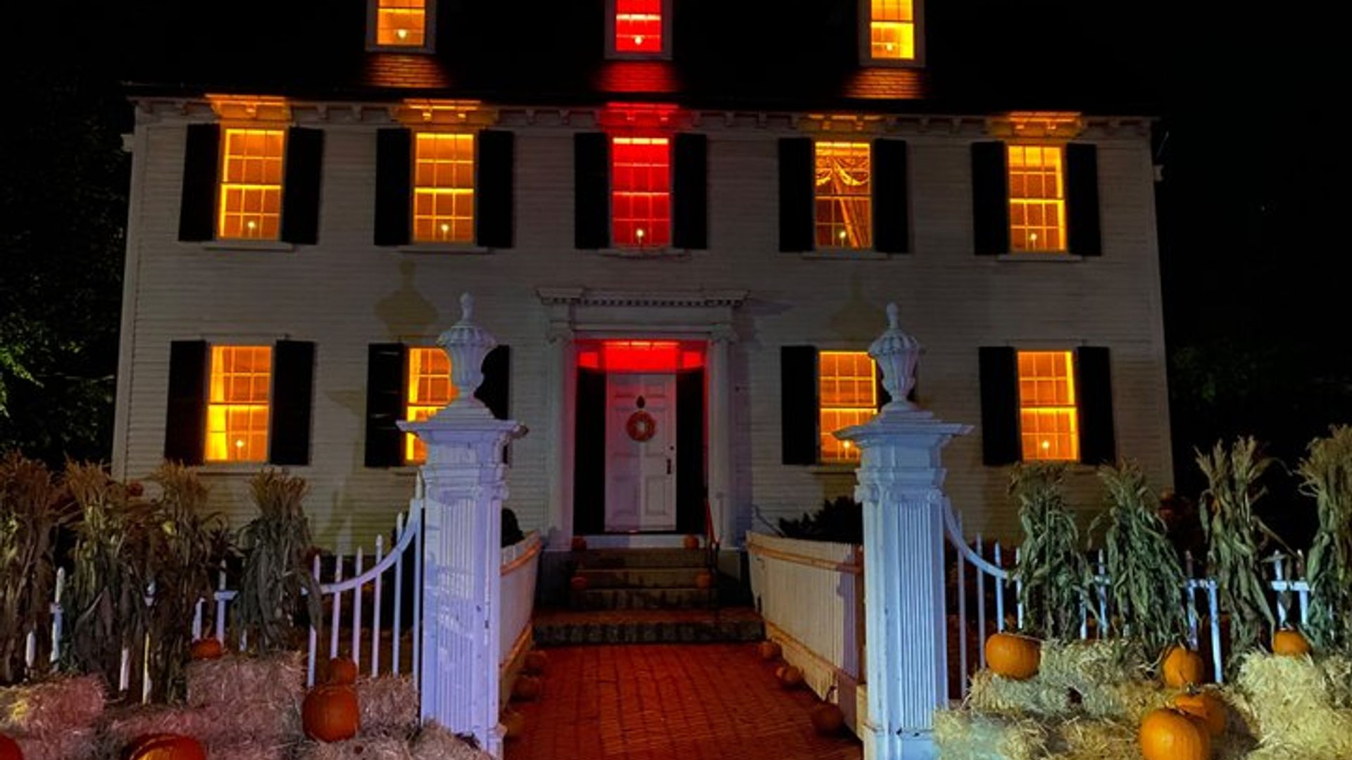 Recorrido por los lugares de rodaje de la película Salem Hocus Pocus