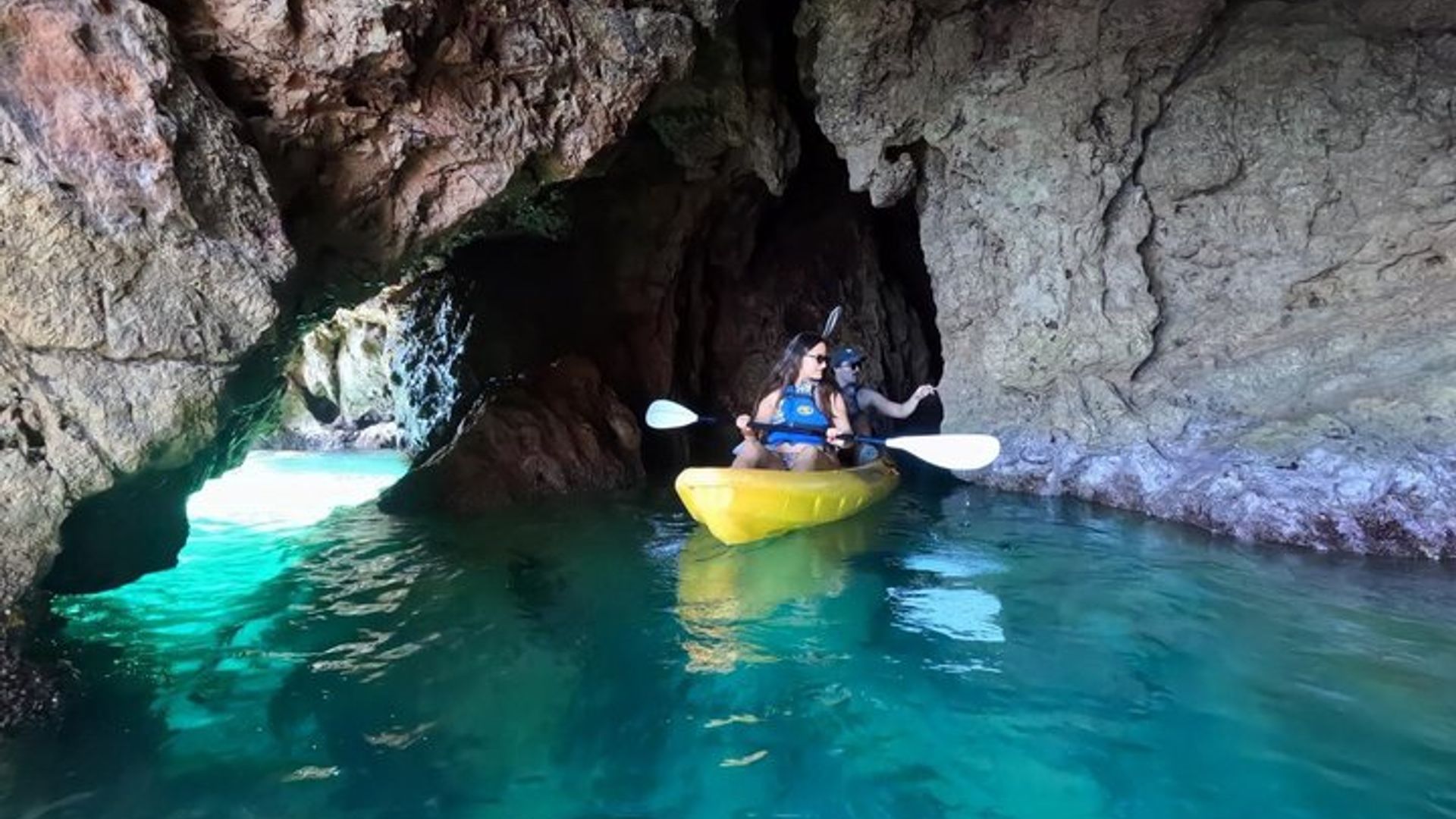 Buchten von Sète 3-stündige Seekajak-Exkursion