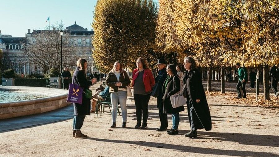 Paris Breakfast Pastries and Chocolate Small-Group Food Tour