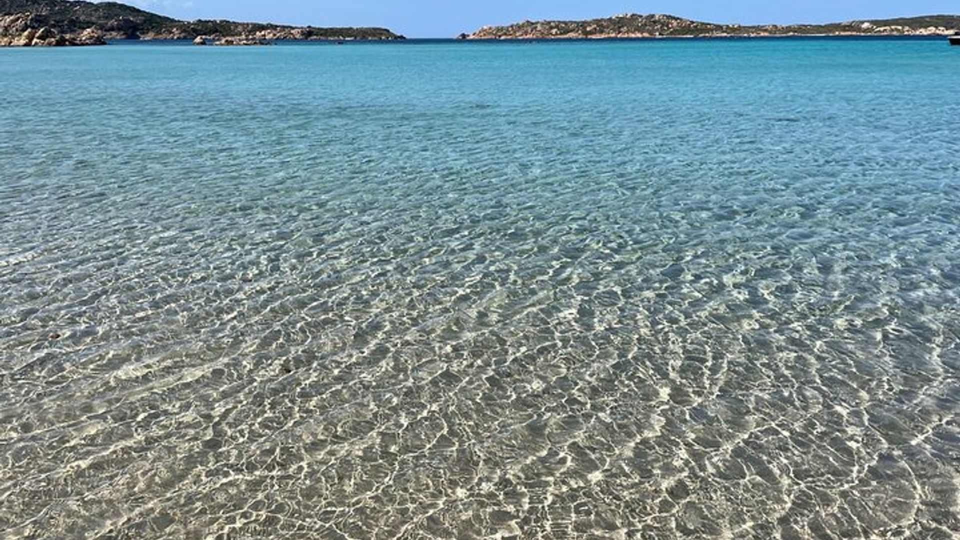 Ganztägige Maddalena-Segeltour mit Mittagessen