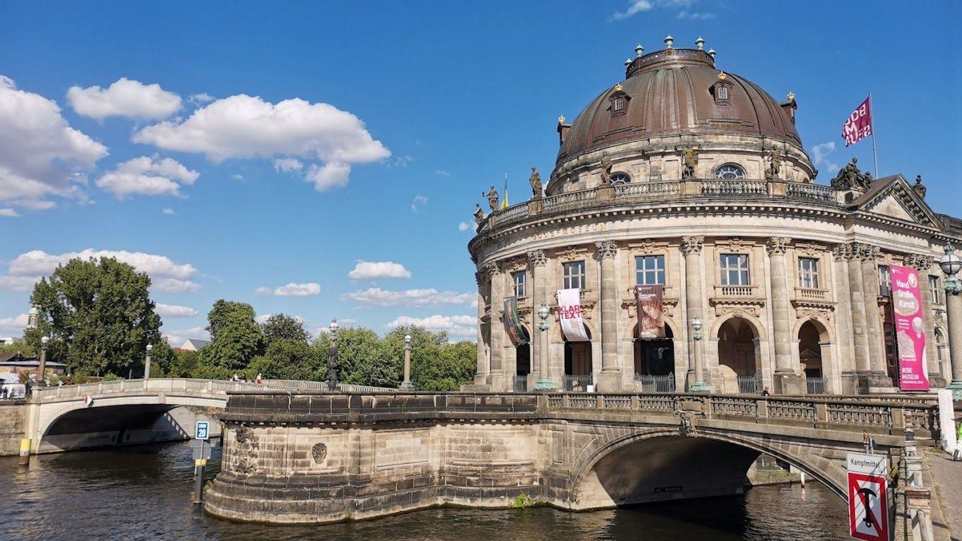 Berlin Sightseeing Tour with Bode Museum Ticket