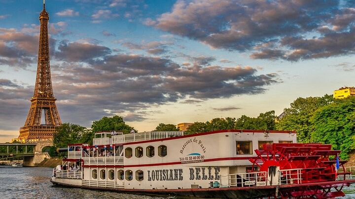 Stress-Free Paris from Le Havre with Seine River Cruise & Lunch