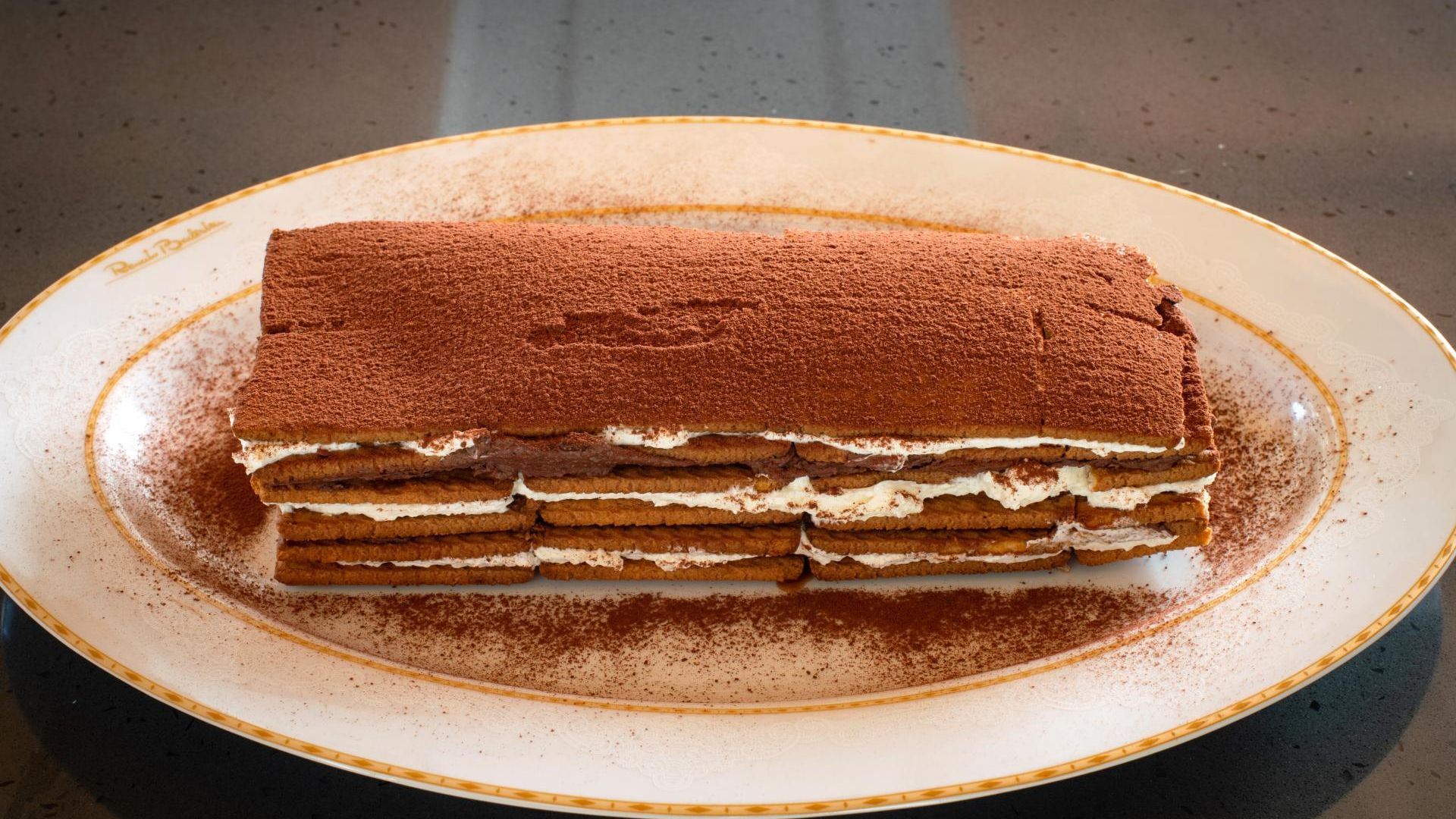 Share your Pasta Love: Small group Pasta and Tiramisu class in a local's home in Verona