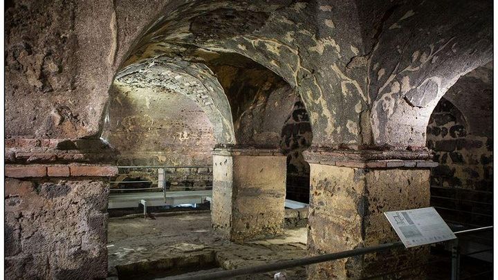 Catania underground private tour