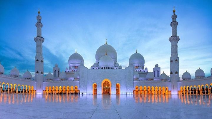 Abu Dhabi Full-Day Sightseeing Tour