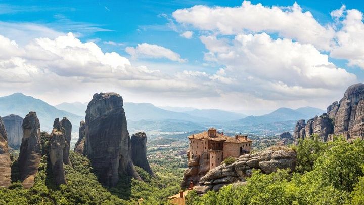 Meteora Panoramic Morning Tour With Guide