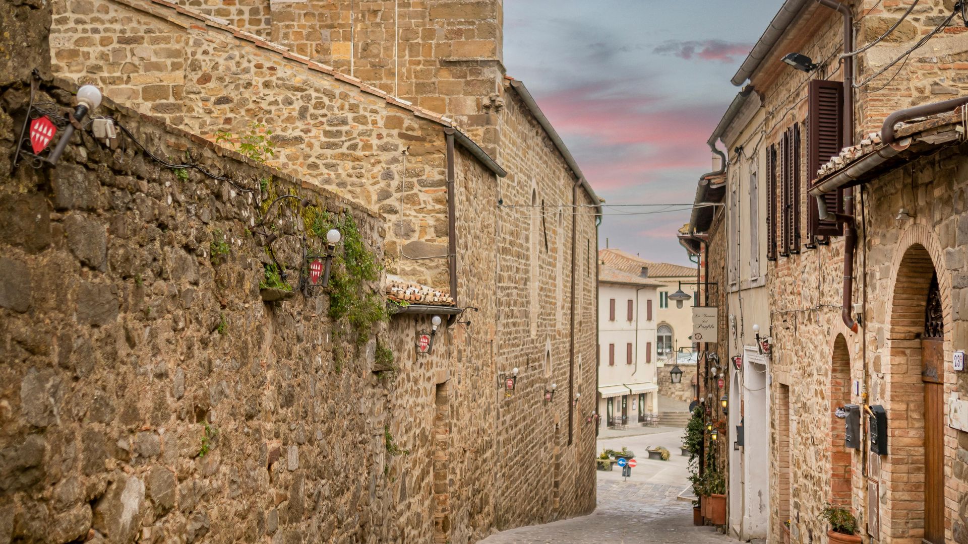 Val d'Orcia Masterpiece: E-Bike, Brunello & UNESCO Views