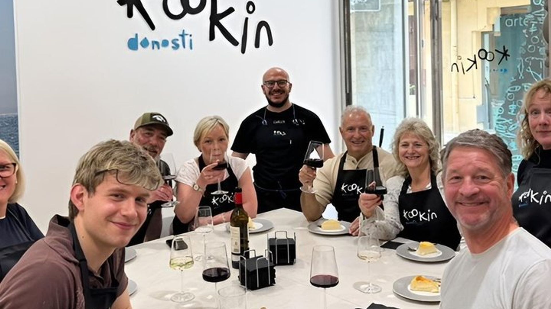 San Sebastián : Clase de Cocina Vasca y Tour por el Mercado