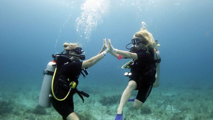 Isla Mujeres PADI Open Water Diver Course