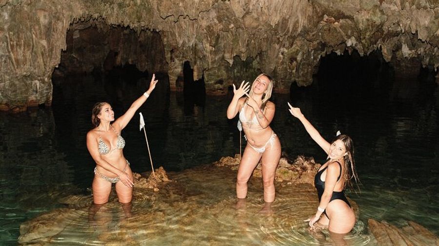 Half Day Semiprivate Snorkeling with Turtles and Majestic Cenote