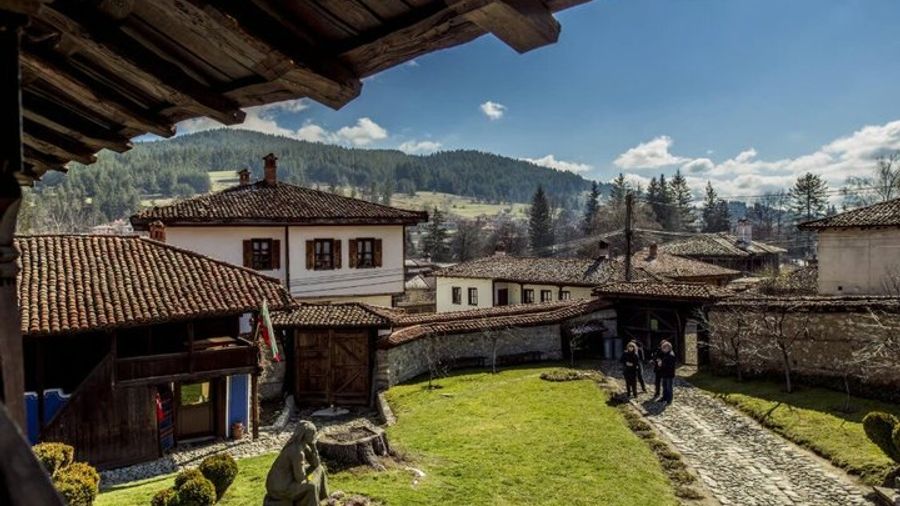 From Sofia: Plovdiv and Koprivshtitsa Day Trip With Guide
