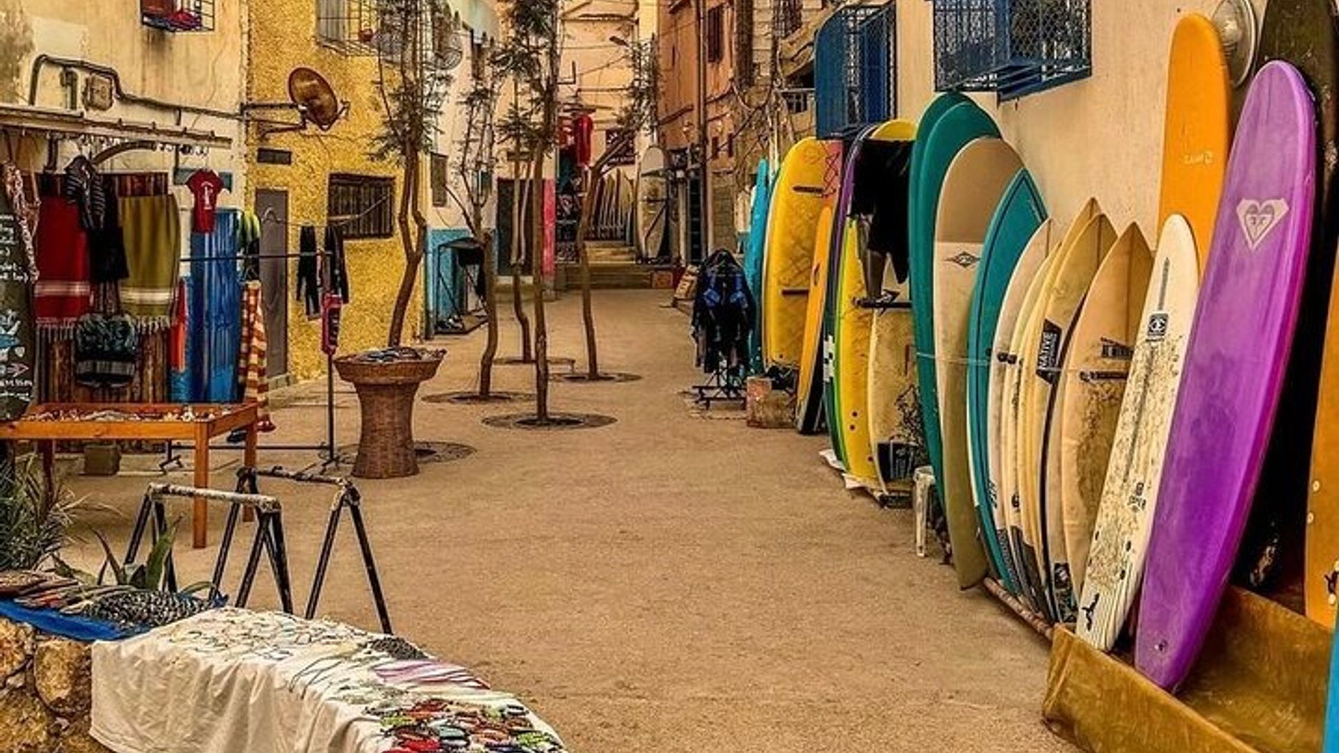 D'Agadir au village de Taghazout Explorez le paradis des surfeurs