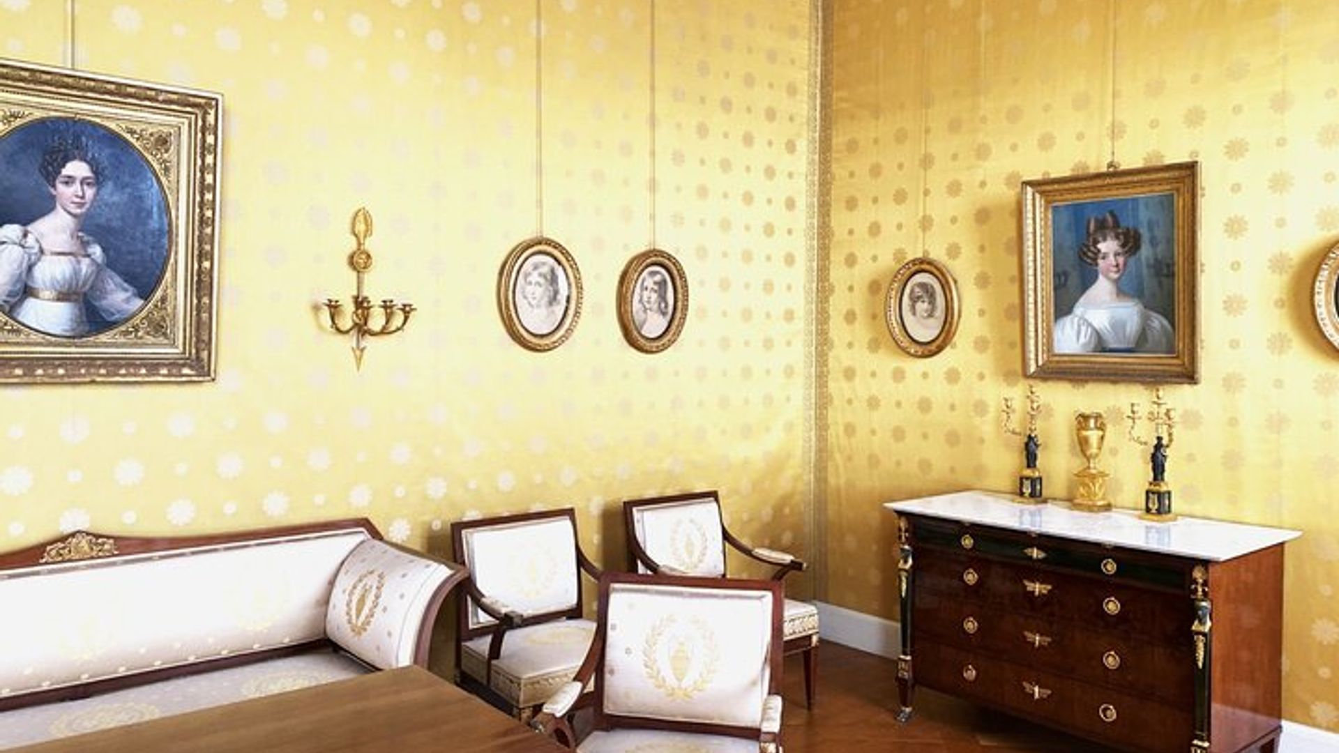 Skip-The-Line: Nymphenburg Palace Tickets And Tour