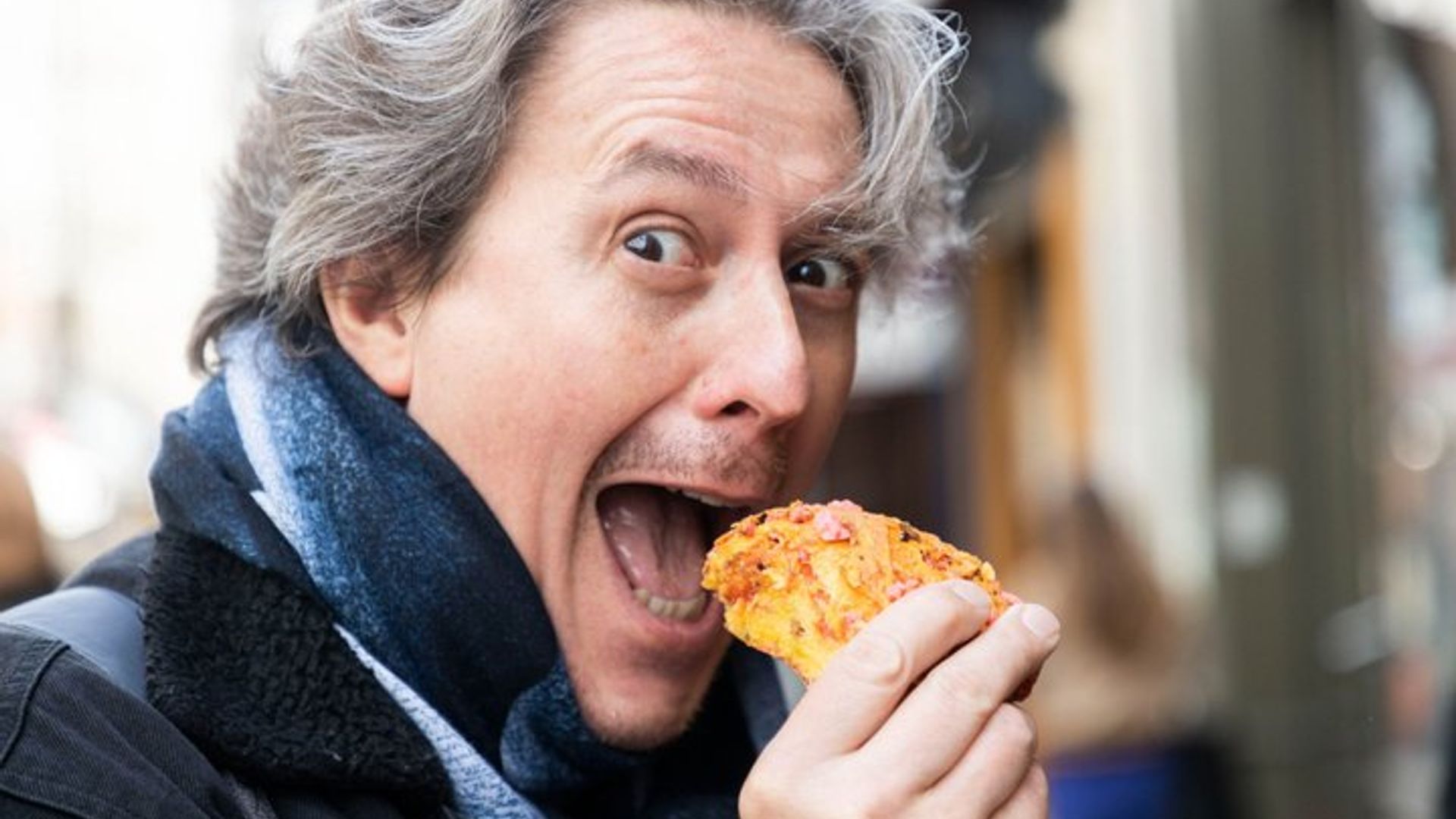 2 Hour Paris Centre Food Tour with 4 Tastings & Fine Wine