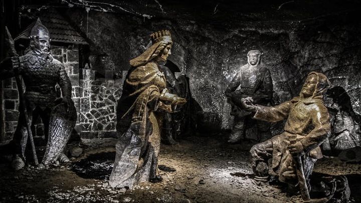 Wieliczka Salt Mine tour with hotel pickup from Krakow