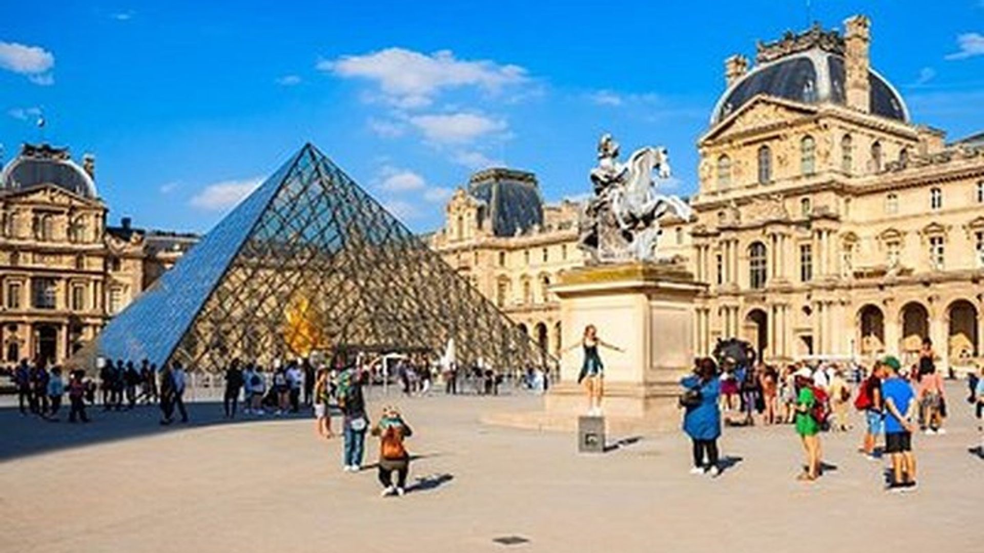 Louvre Museum Ticket and Optional Seine River Cruise