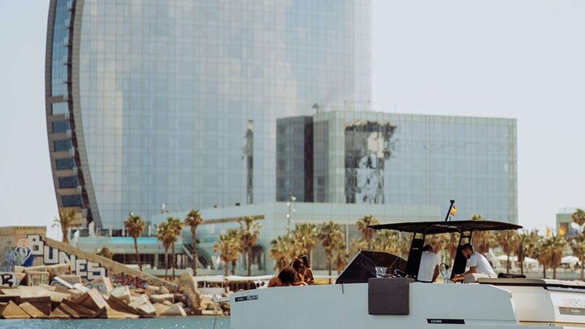 Private Motor Boat Experience in Barcelona