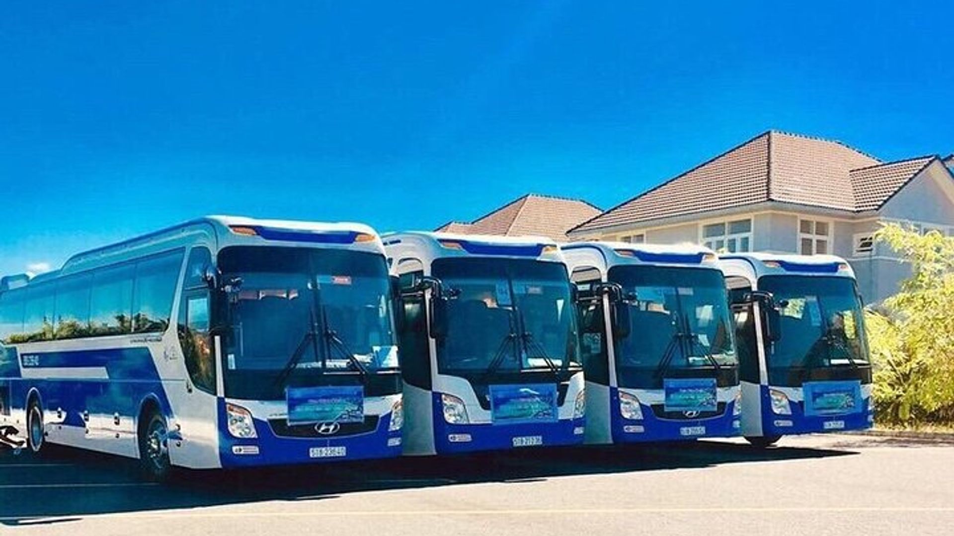 (TOP) Voiture privée : Aéroport de Da Nang/Da Nang (DAD) depuis/vers Hoi An
