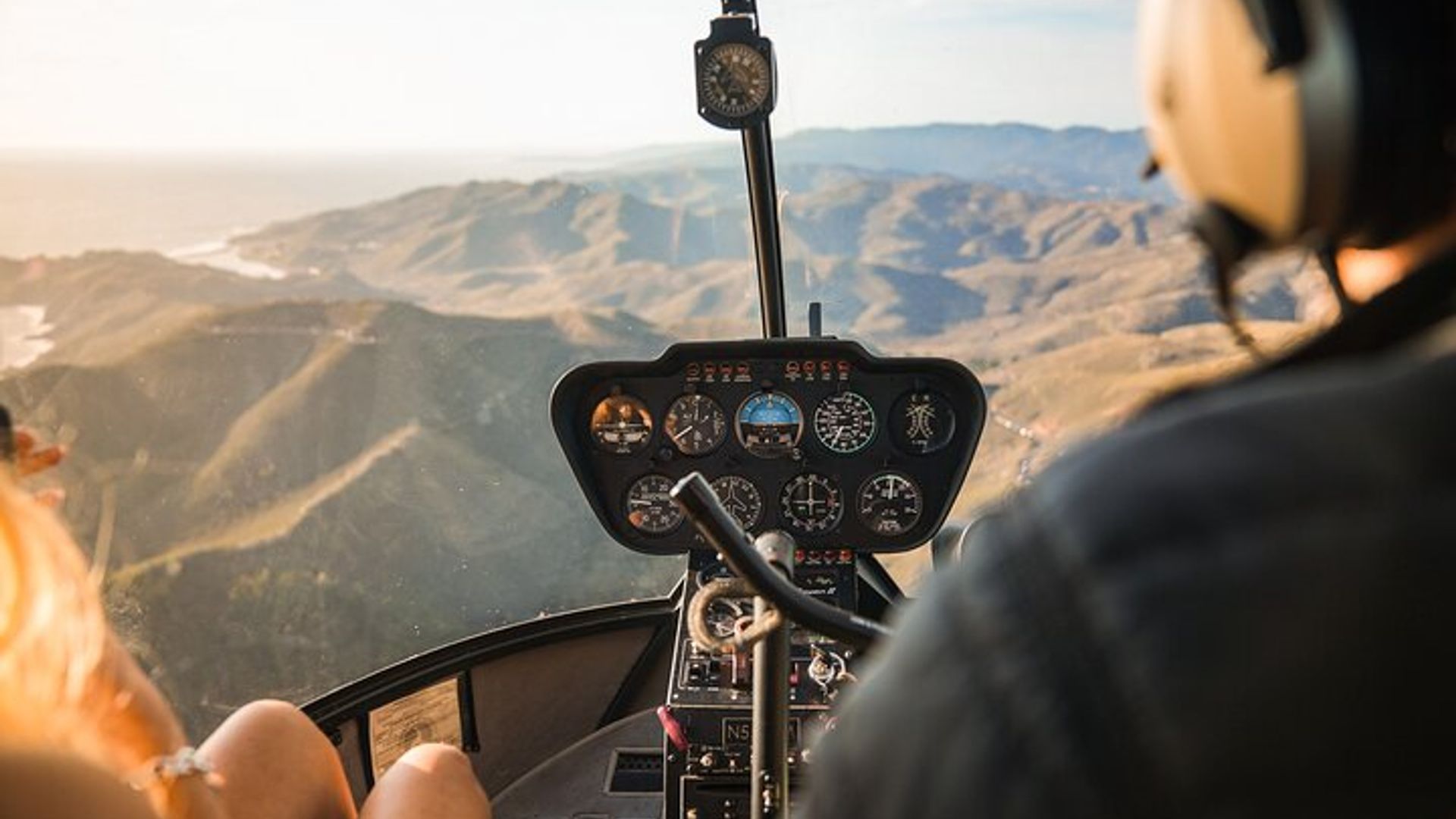 San Francisco Helicopter Tour: Golden Gate, Alcatraz, and SF image 1