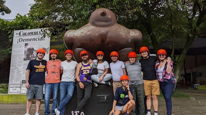 Medellín Essential: history & local life on E-bike