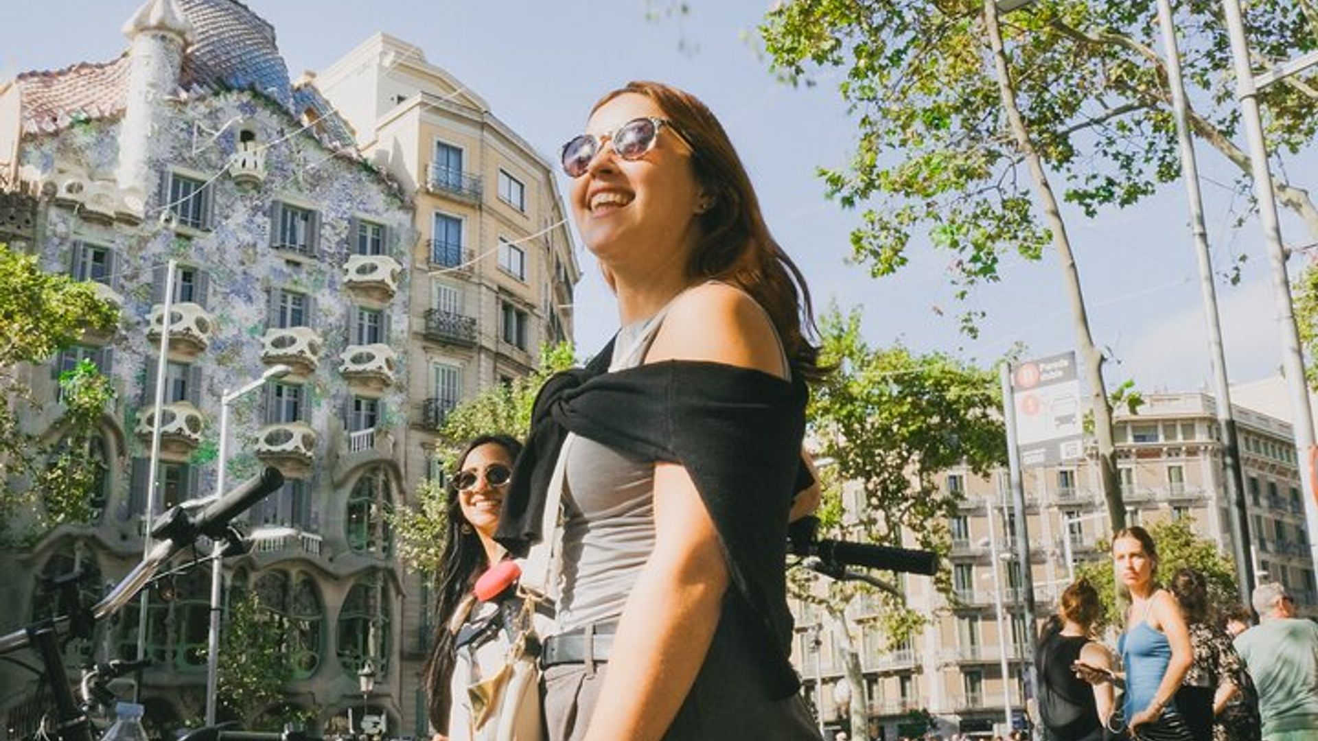 Barcelona Small-Group E-Bike Tour: Explore With a Local Guide
