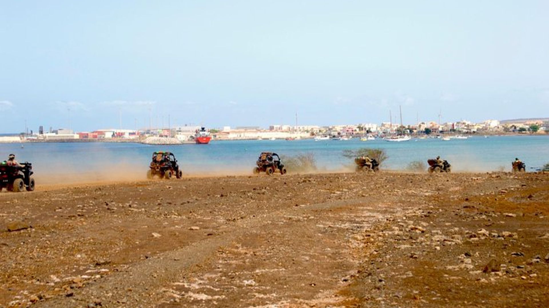 Visite privée en quad 4x4 de Santa Maria