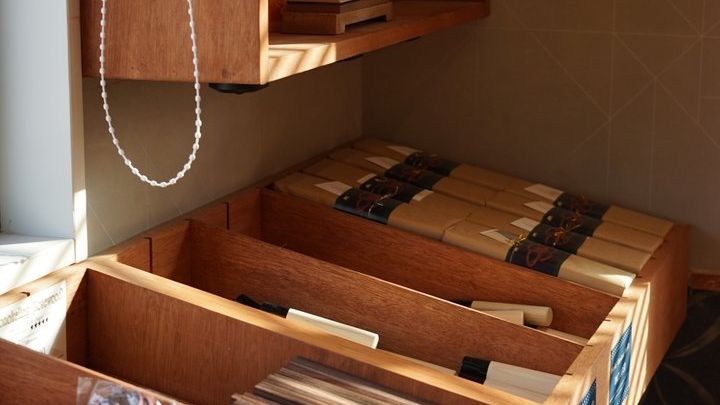 Tokyo : Asakusa Chopsticks Making Class