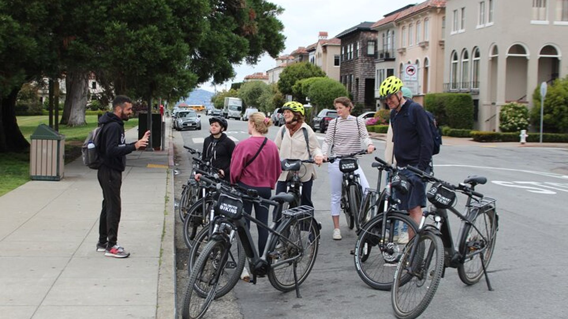 Private San Francisco Golden Gate Bridge Bike Tour - 3 Hours image 2