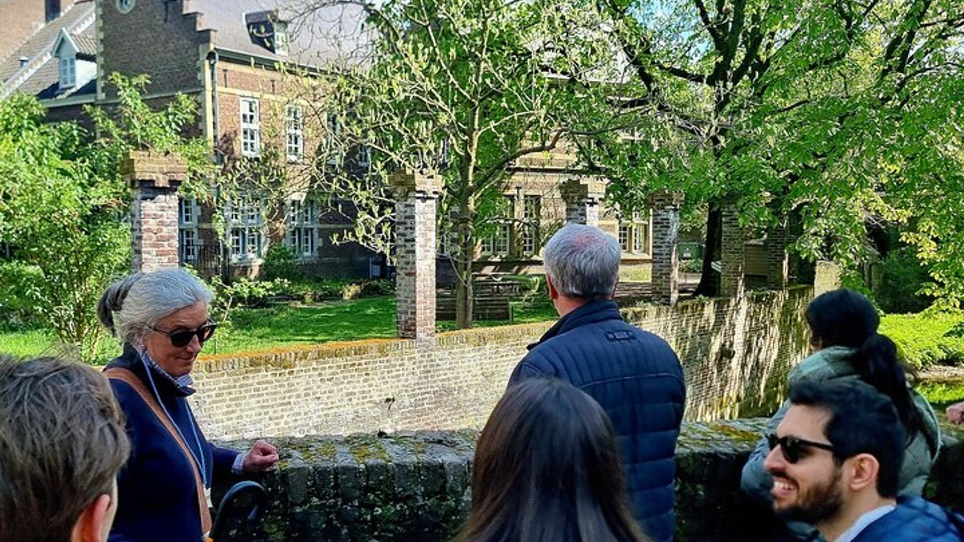 Maastricht: Interaktive Wanderung in kleiner Gruppe